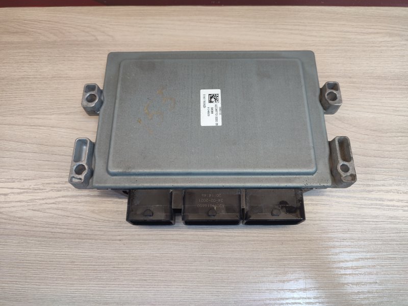 Блок управления двигателем - фото 6