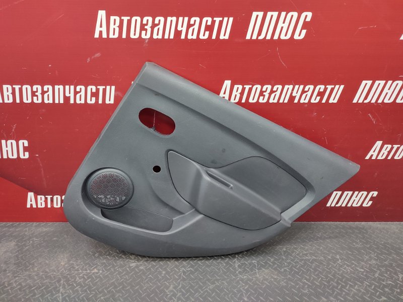 Обшивка боковой двери - фото 1