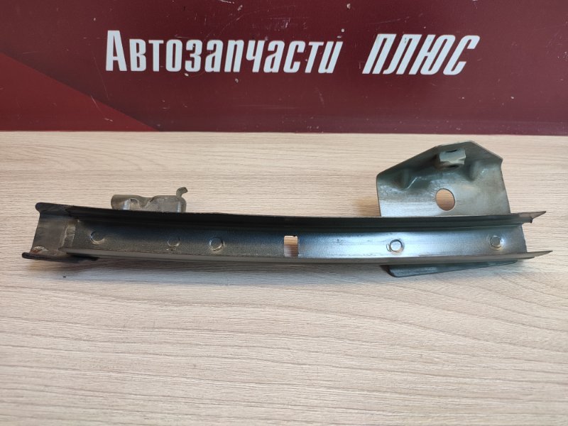 Направляющая стекла     двери - фото 2