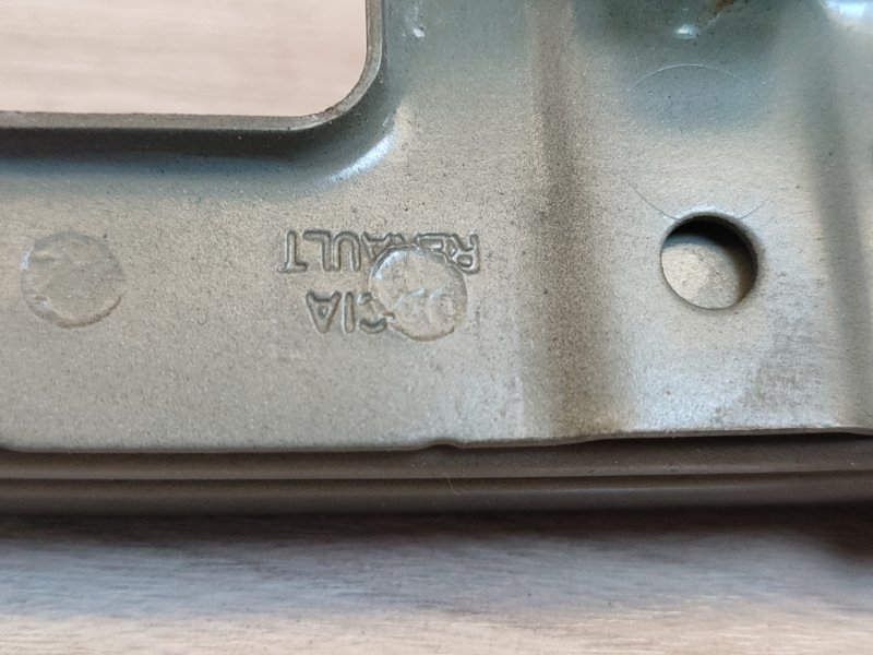 Направляющая стекла     двери - фото 9