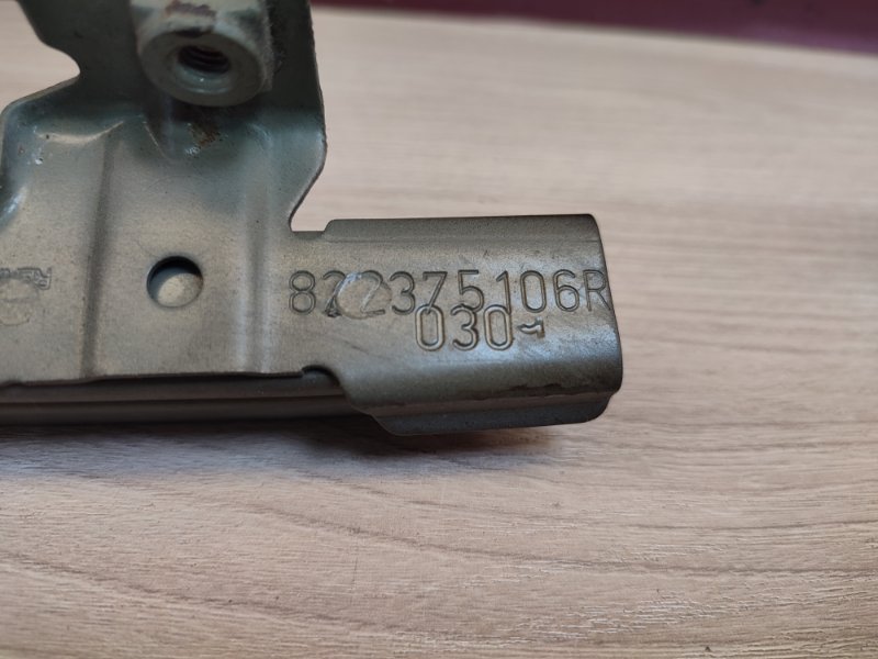 Направляющая стекла     двери - фото 10