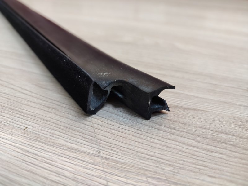 Уплотнитель стекла двери внутренний - фото 4
