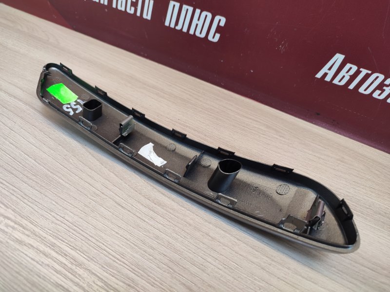 Накладка внутренней ручки двери - фото 10