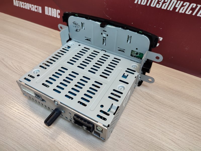 Магнитола штатная - фото 8