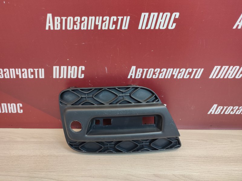 Накладка бампера - фото 1
