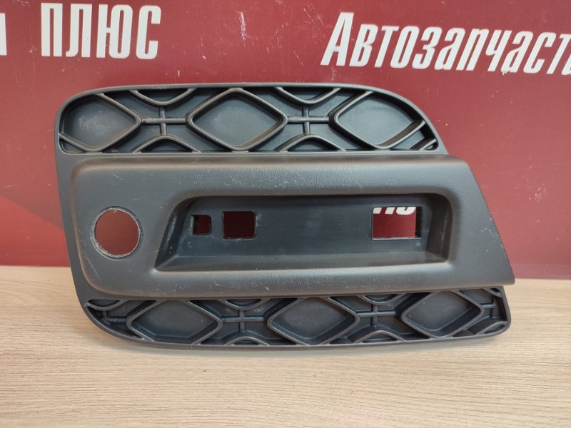 Накладка бампера - фото 2
