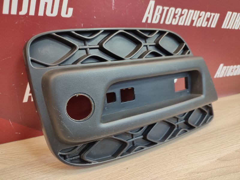 Накладка бампера - фото 4