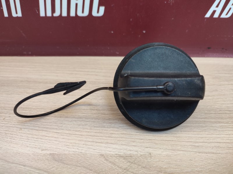 Крышка топливного бака - фото 2