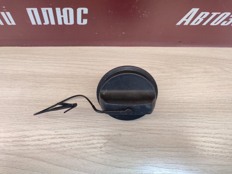 Крышка топливного бака - фото 3