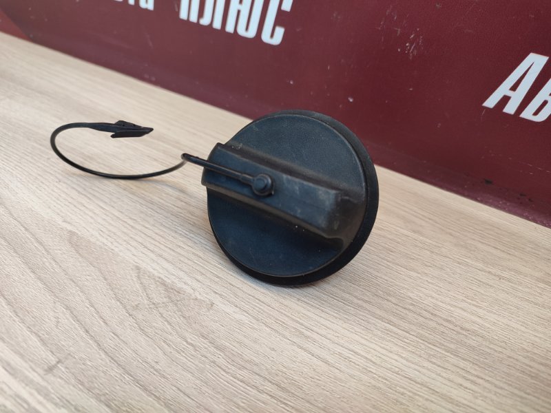 Крышка топливного бака - фото 4