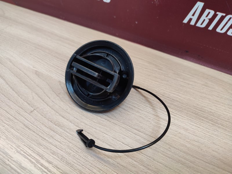 Крышка топливного бака - фото 8