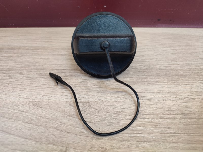 Крышка топливного бака - фото 2