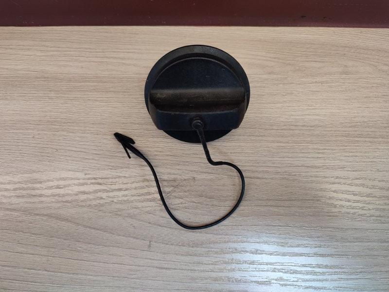 Крышка топливного бака - фото 3