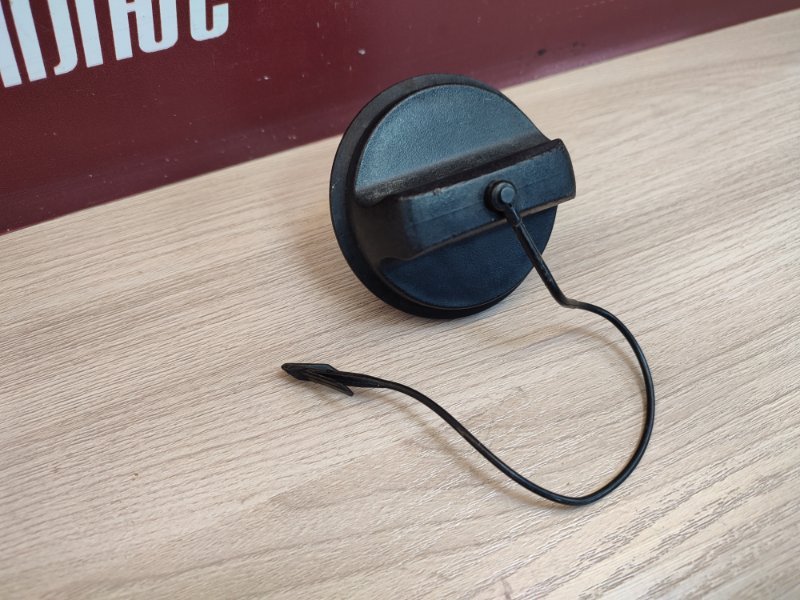 Крышка топливного бака - фото 5