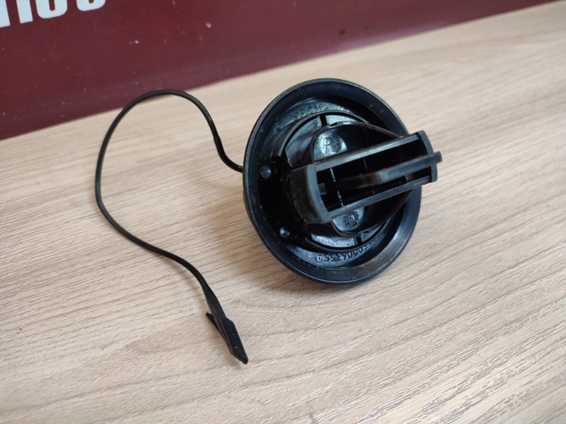 Крышка топливного бака - фото 9