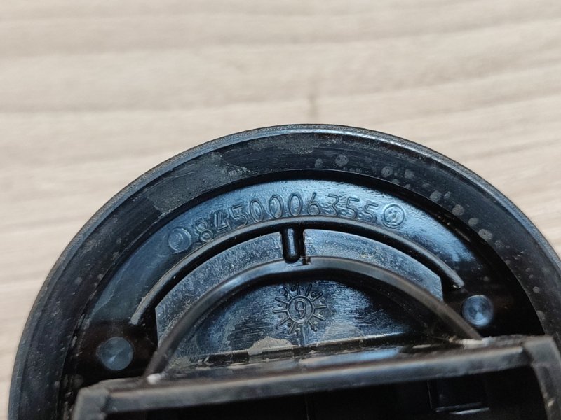 Крышка топливного бака - фото 10