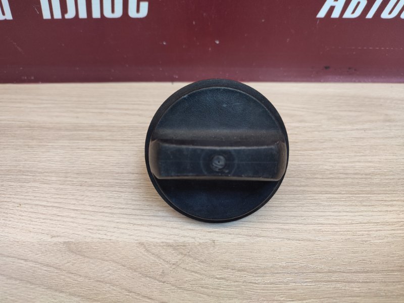 Крышка топливного бака - фото 2