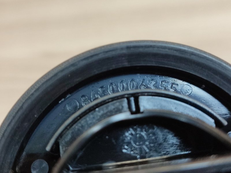 Крышка топливного бака - фото 9