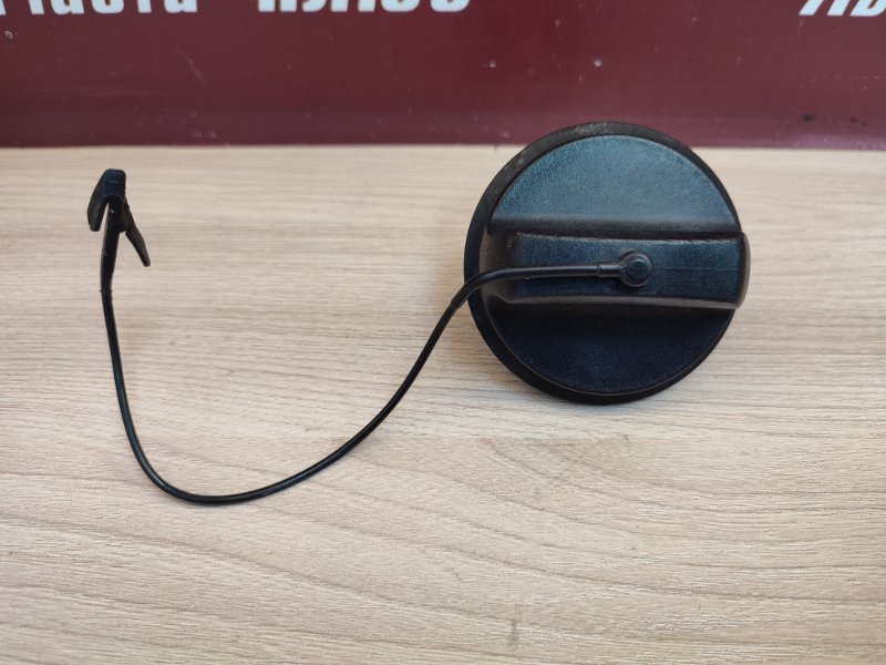 Крышка топливного бака - фото 2