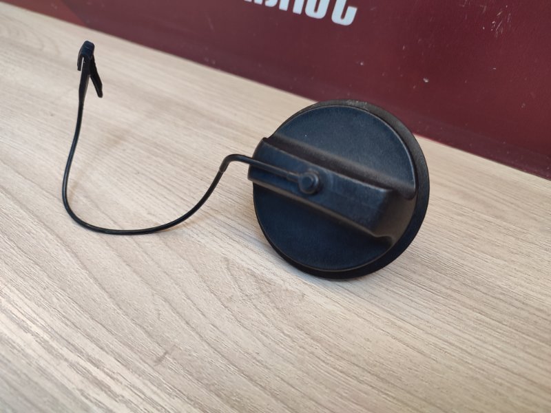 Крышка топливного бака - фото 4