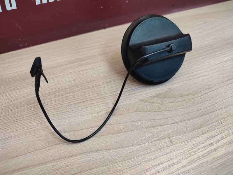 Крышка топливного бака - фото 5