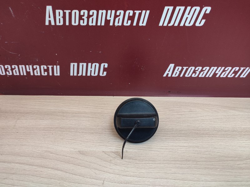 Крышка топливного бака - фото 1