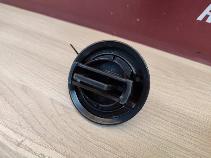 Крышка топливного бака - фото 8