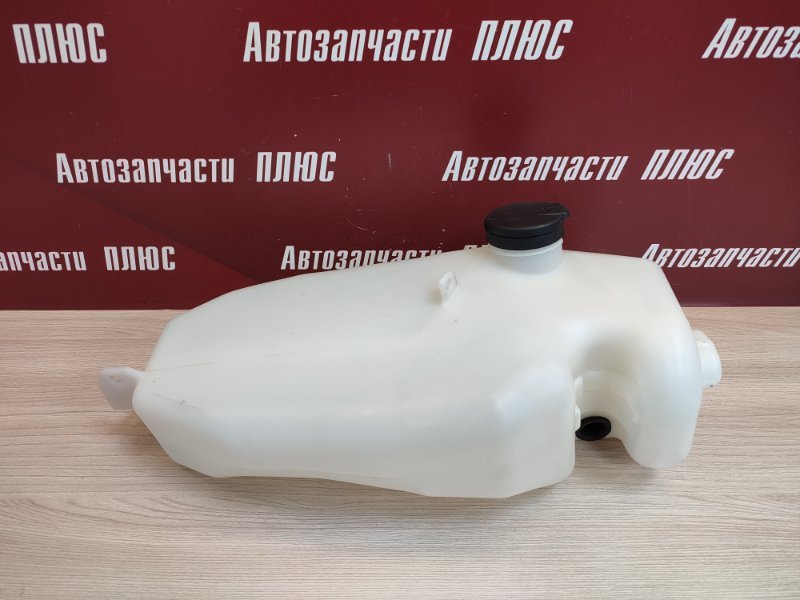 Бачок омывателя - фото 1