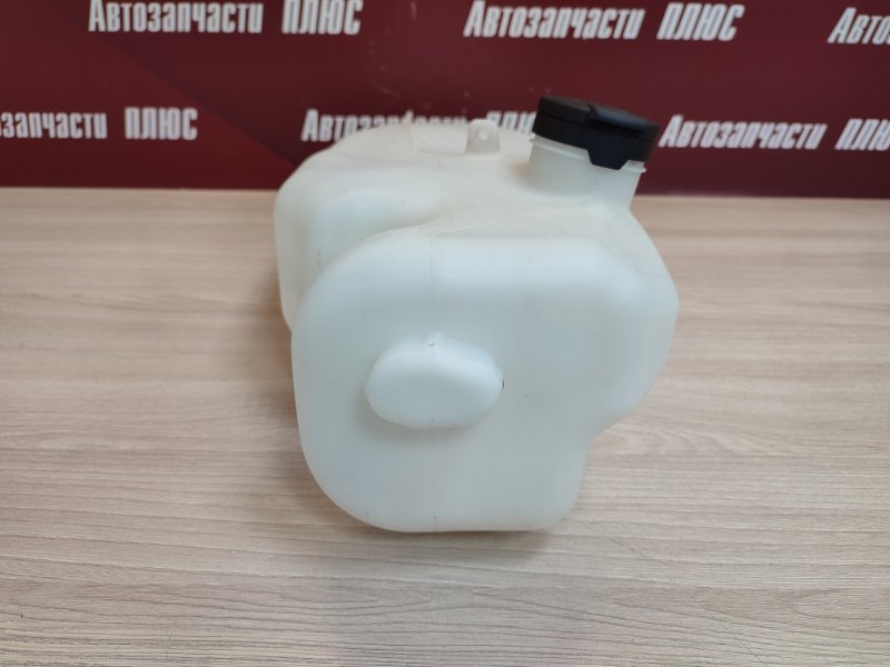 Бачок омывателя - фото 4