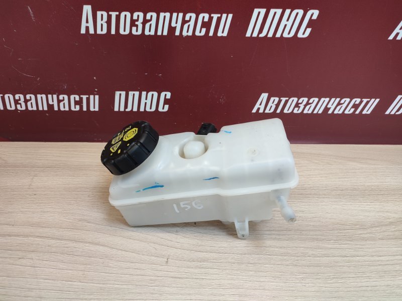 Бачок главного тормозного цилиндра - фото 1