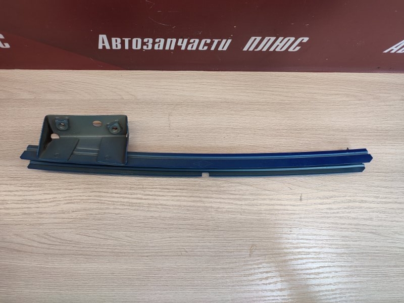 Направляющая стекла двери - фото 3