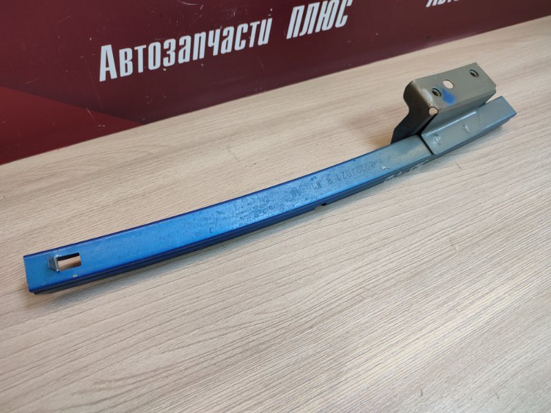 Направляющая стекла двери - фото 9