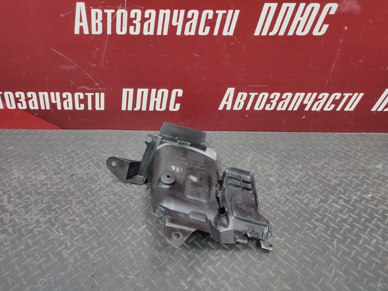 Пыльник двигателя - фото 1