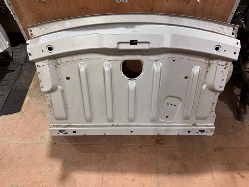 Задняя полка - фото 1