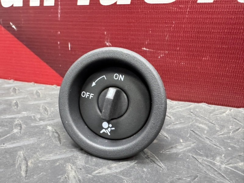 Выключатель подушки безопасности - фото 2