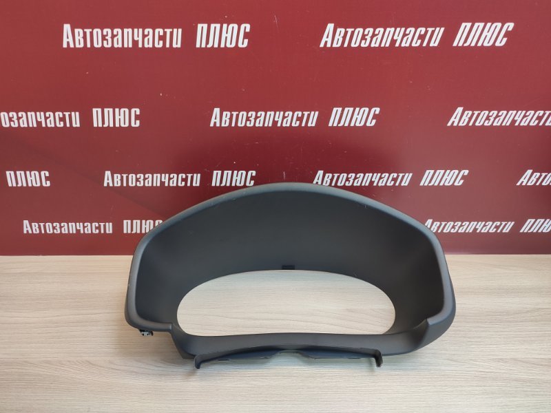 Козырек щитка приборов - фото 1