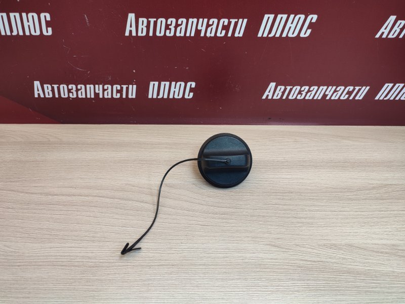 Крышка топливного бака - фото 1