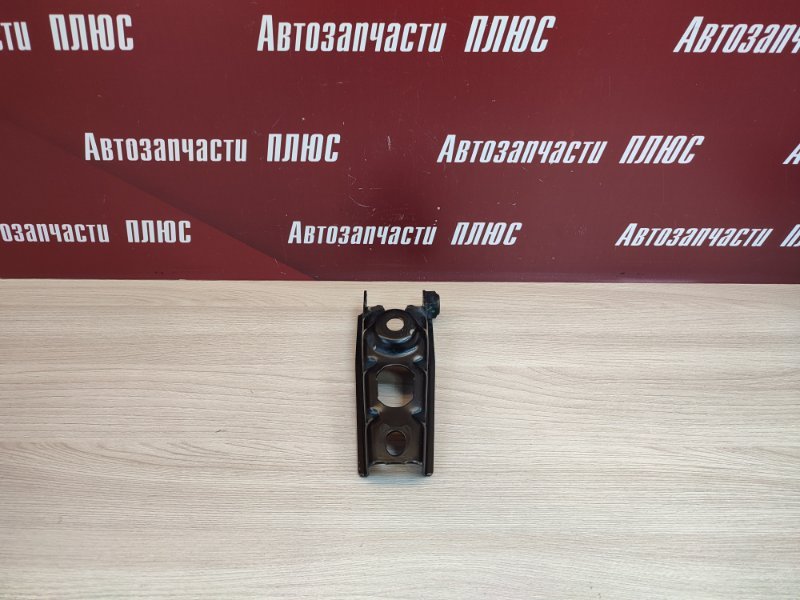 Кронштейн опоры двигателя - фото 1