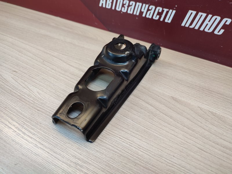 Кронштейн опоры двигателя - фото 3