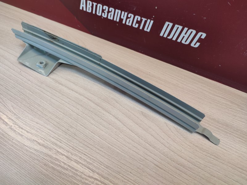 Направляющая стекла     двери - фото 4