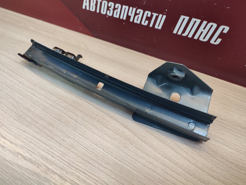 Направляющая стекла двери - фото 4