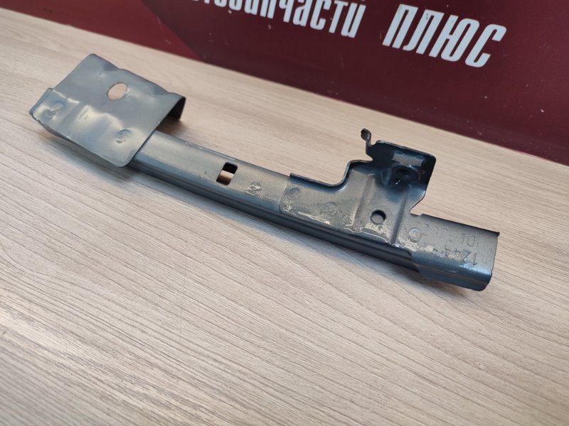 Направляющая стекла двери - фото 8