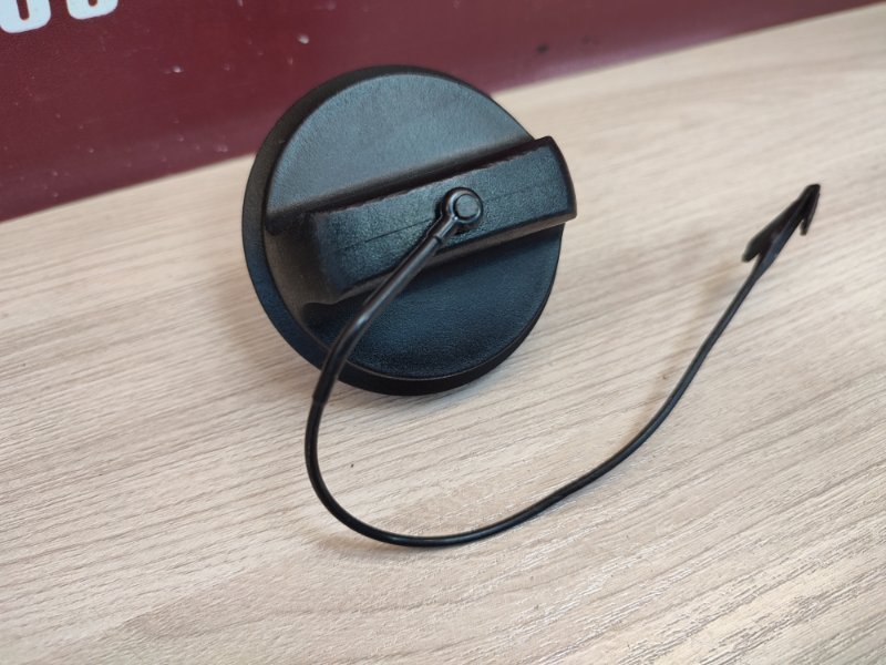 Крышка топливного бака - фото 4