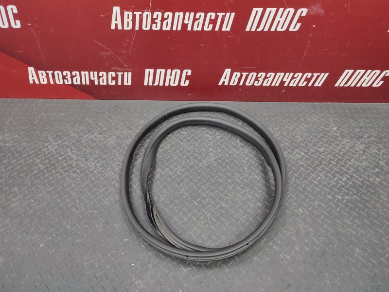 Уплотнитель двери - фото 1