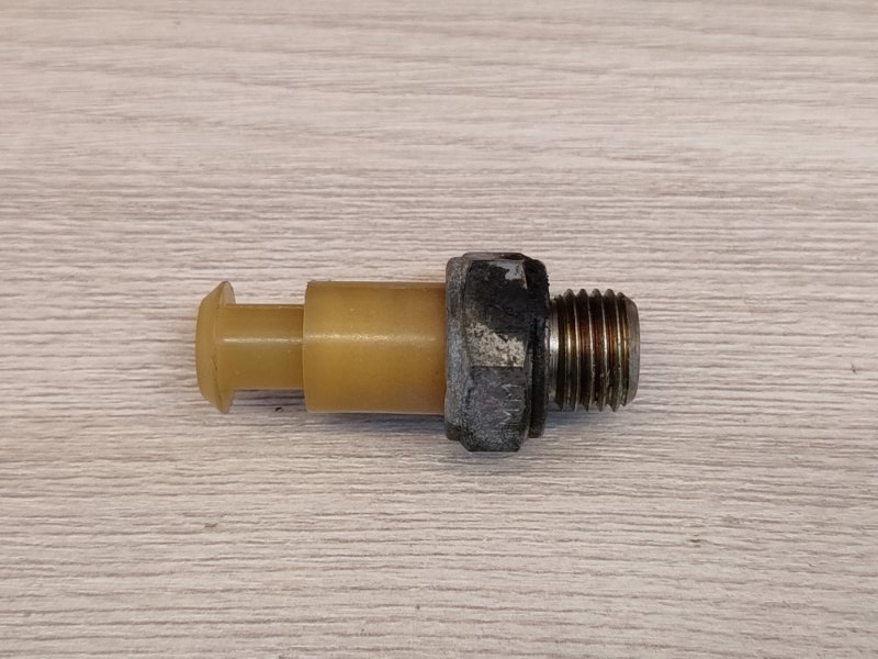 Датчик давления масла - фото 3