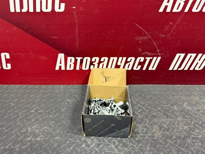 Болт крепления двигателя - фото 1