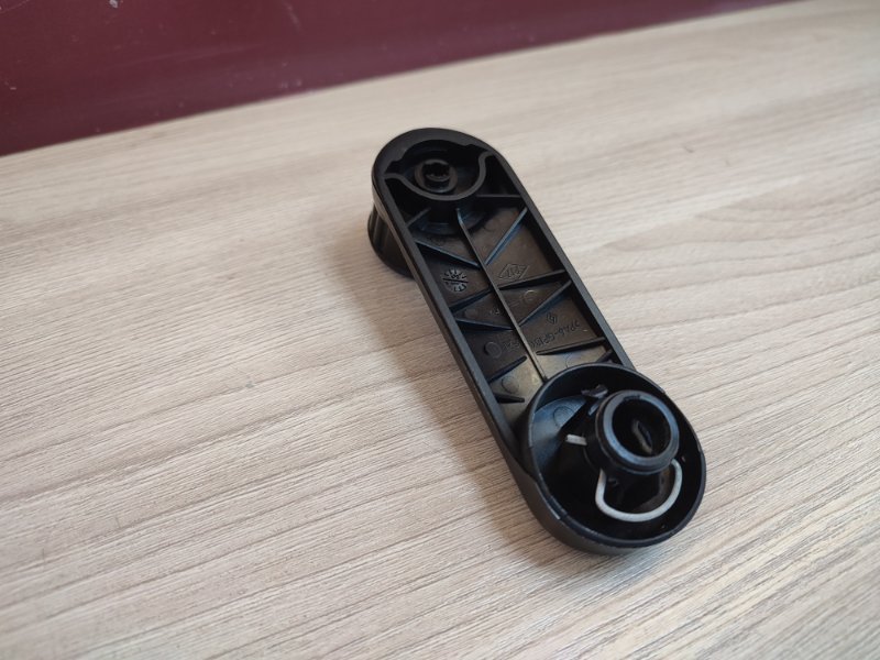 Ручка стеклоподъемника - фото 9