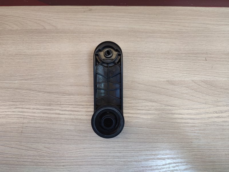 Ручка стеклоподъемника - фото 6