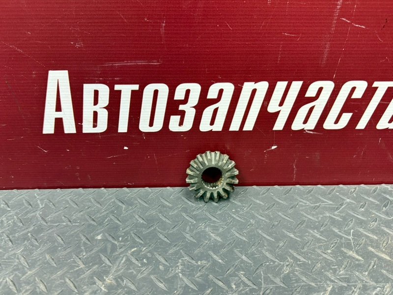 Шестерня КПП - фото 1