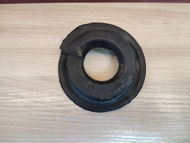 Верхняя опора    пружины - фото 5